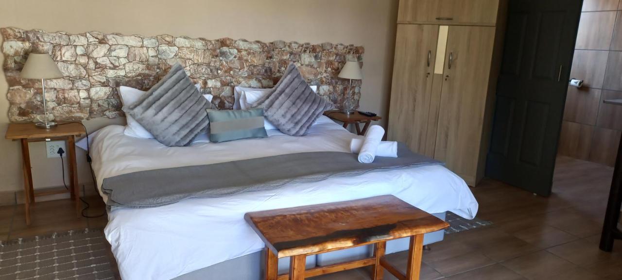 Potties Guesthouse De Aar Exterior photo